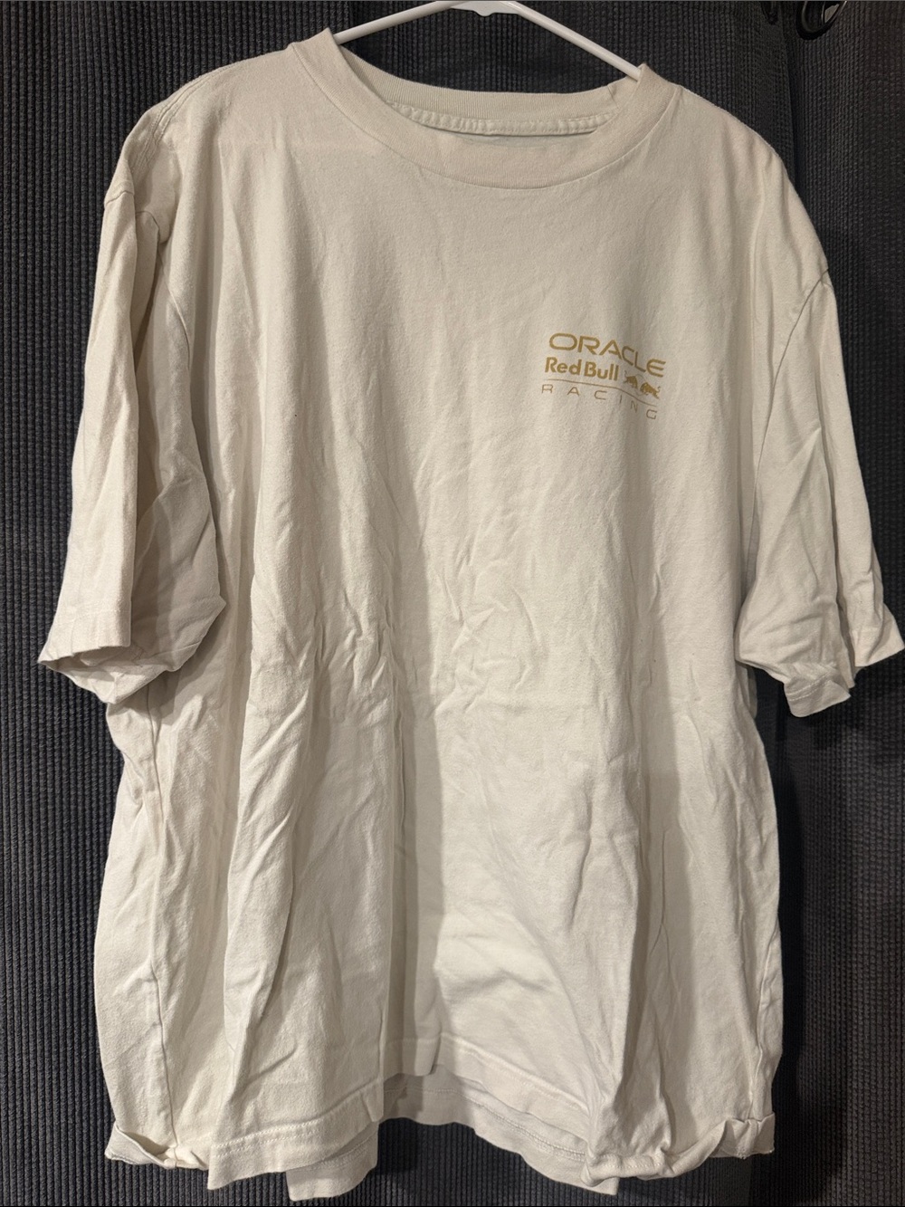 Abercrombie & Fitch Cream Oracle Red Bull Racing Logo Tee